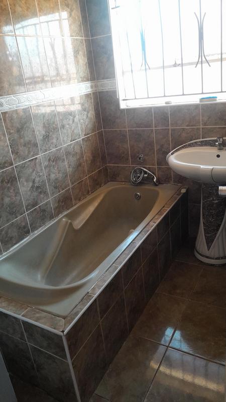 To Let 3 Bedroom Property for Rent in Mmabatho Unit 13 North West